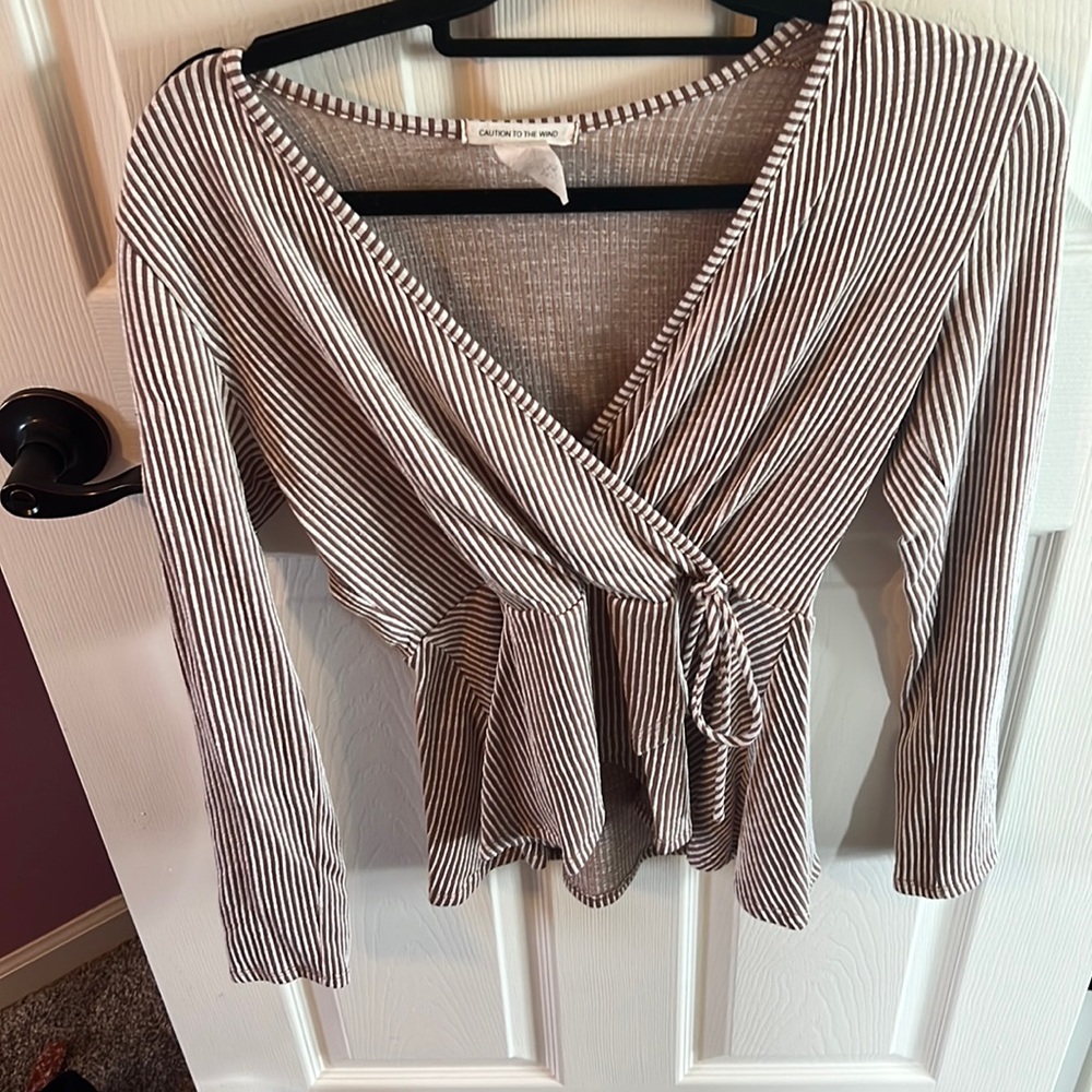 Long sleeve stripped tie shirt